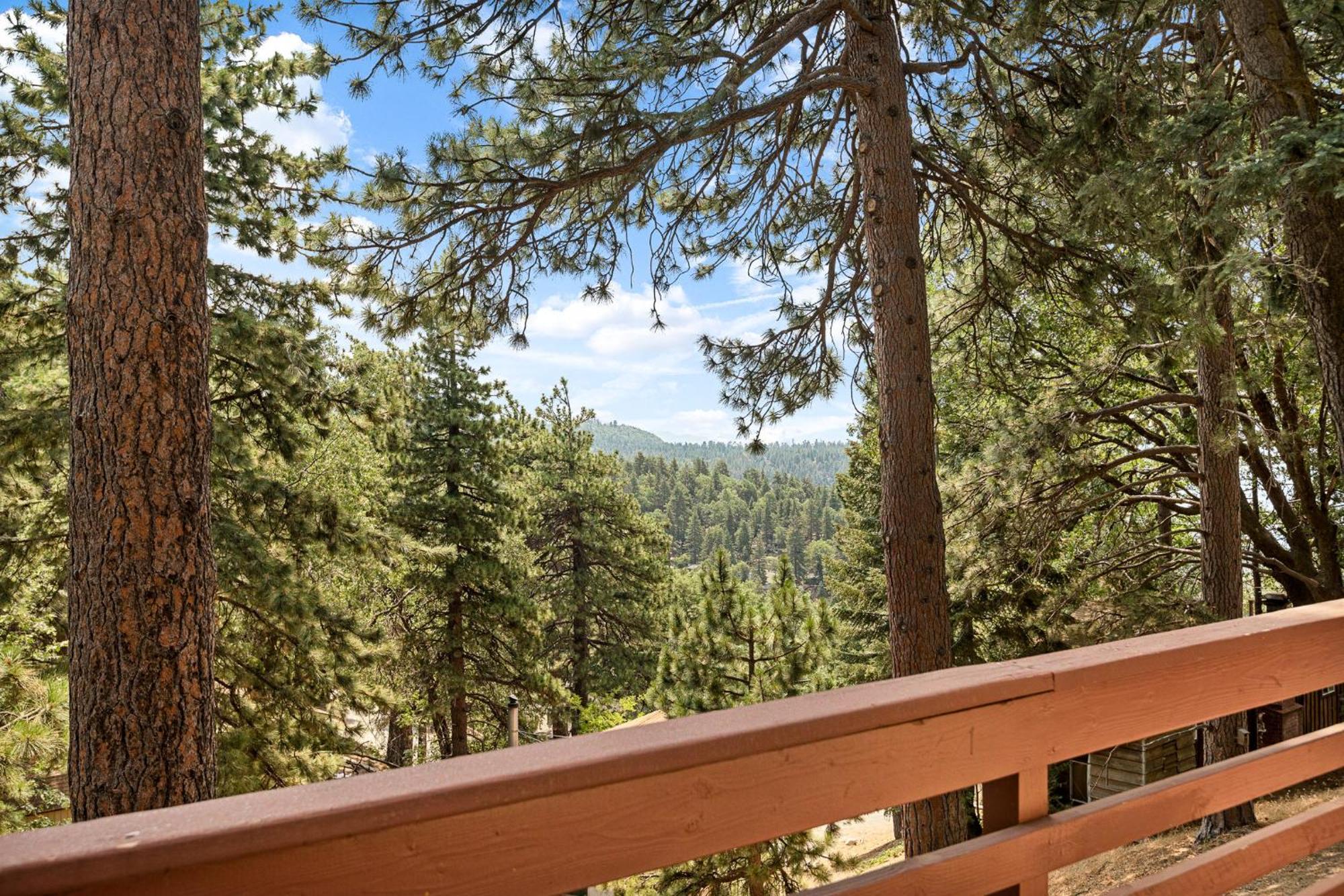 Chalet Modern Near Lakes With Forest Views *