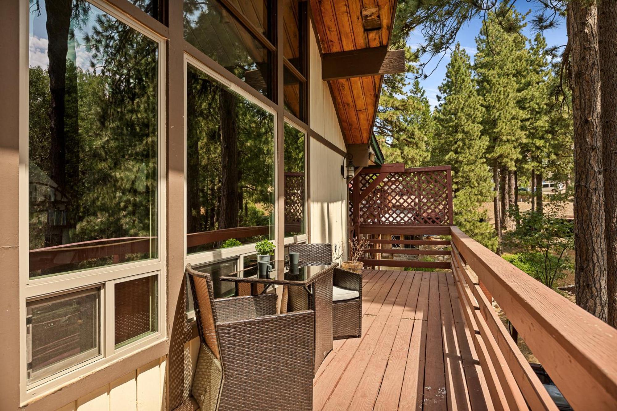 Modern Near Lakes With Forest Views Chalet *
